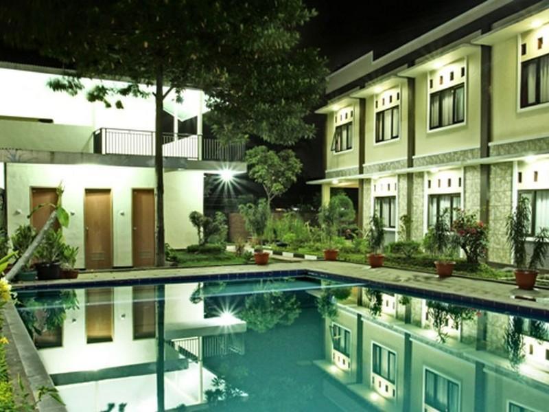 Gumilang Hotel Bogor Exteriör bild