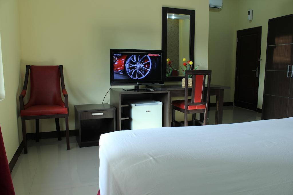 Gumilang Hotel Bogor Exteriör bild